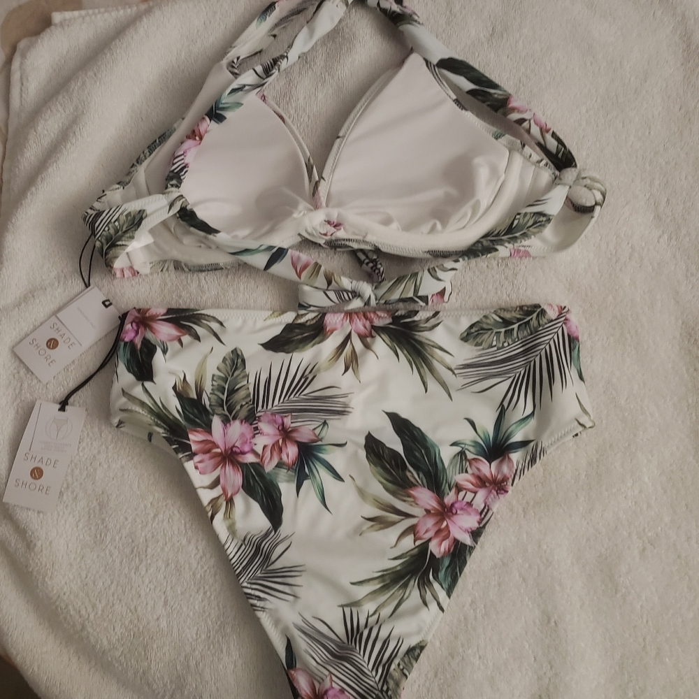 Two Piece Bathing Suit - Picture 7 of 7